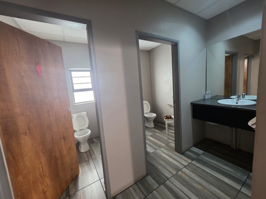 To Let commercial Property for Rent in Spitskop SH Free State